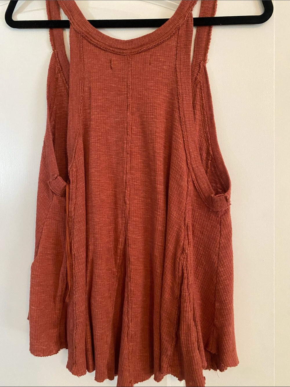 We The Free Rust Ribbed V-Neck Flowy Tank - Picture 3 of 6
